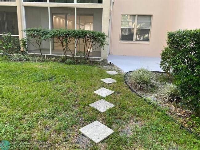 Building Photo - 2600 NW 49th Ave