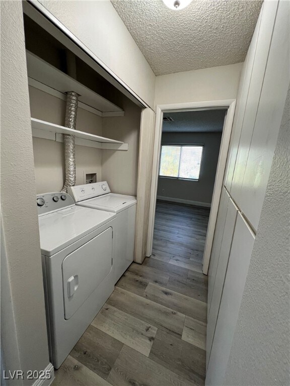 Building Photo - 1009 Willow Tree Dr