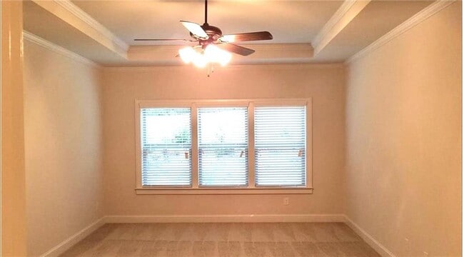 Building Photo - 235 Broadmoor Dr