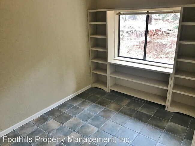 Building Photo - 5 br, 3 bath House - 3455 Moki Drive