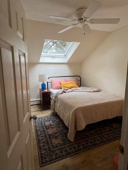 Building Photo - 46 Auburndale Ave