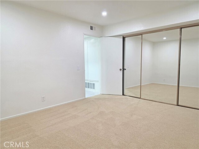 Building Photo - 2763 Pine Creek Cir