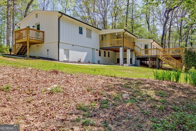 Building Photo - 140 Mary Freeman Rd
