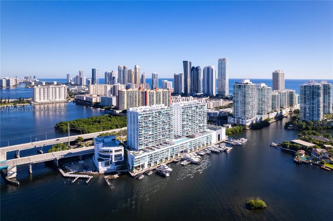 Primary Photo - 400 Sunny Isles Blvd