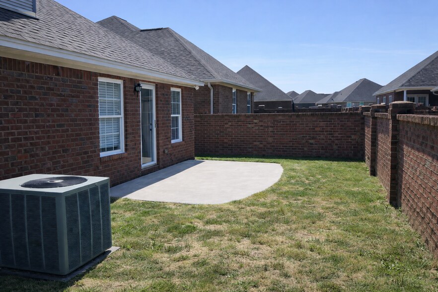 Building Photo - 2198 Balclutha Ln