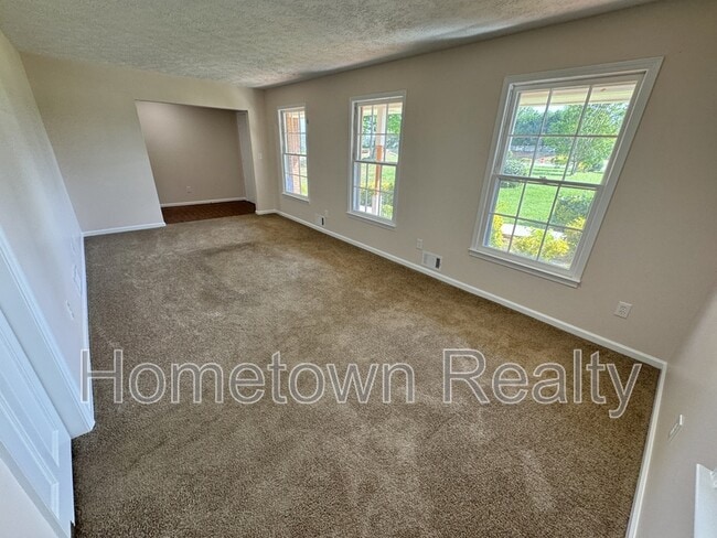 Building Photo - 4469 Georgia 42