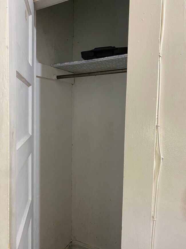 Building Photo - 211 Partridge St