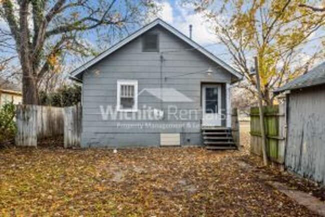 Building Photo - 531 S Meridian Ave