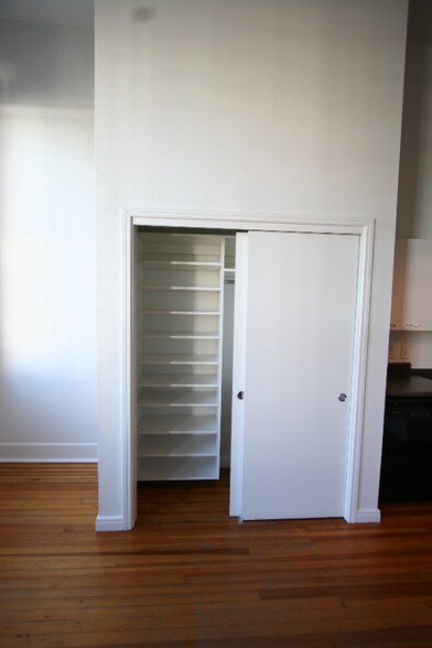 Building Photo - 301 Central Ave NE Ave