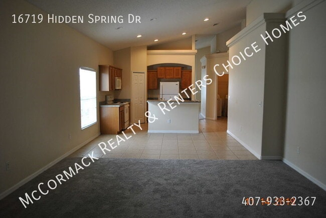 Building Photo - 16719 Hidden Spring Dr