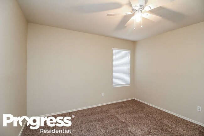 Building Photo - 1515 W Coral Reef Ln