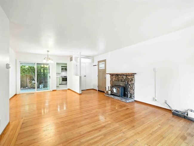 Building Photo - 31139 Chicoine Ave
