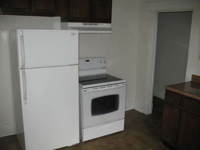 fridge and electric range provided - 329 1/2 E. 26th St.,