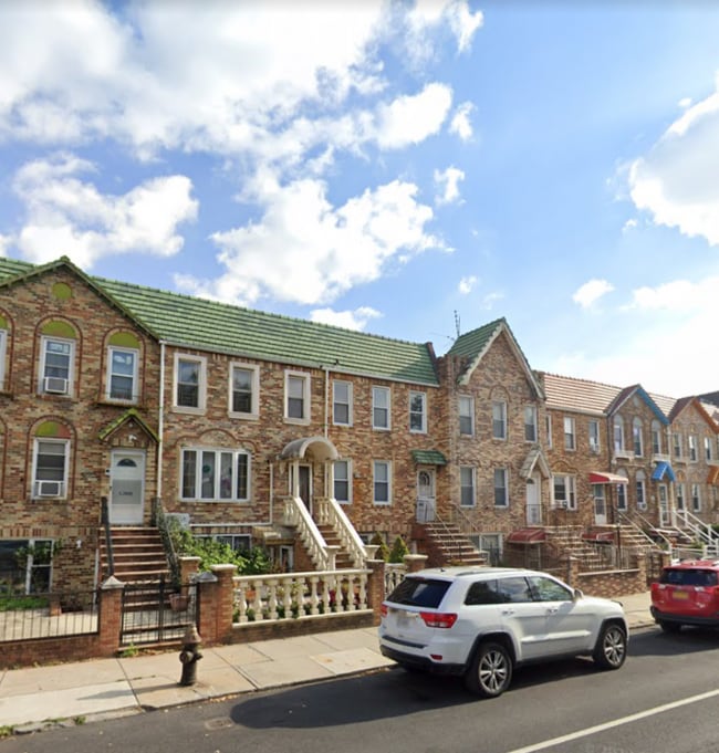 Primary Photo - 1427 Troy Ave