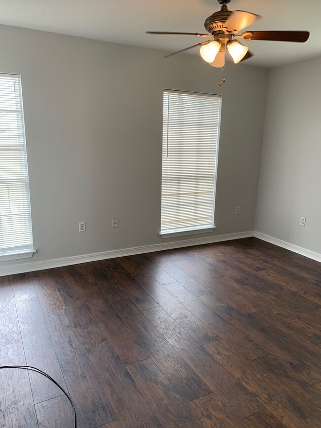 Building Photo - 8532-34 Deerfield Dr.