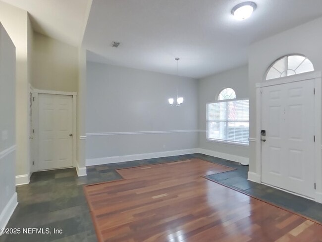 Building Photo - 477 Federal Hill Rd