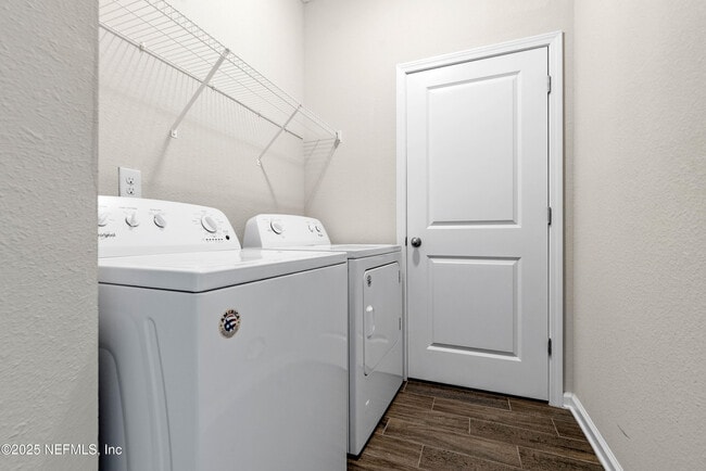 Building Photo - 85461 Amaryllis Ct