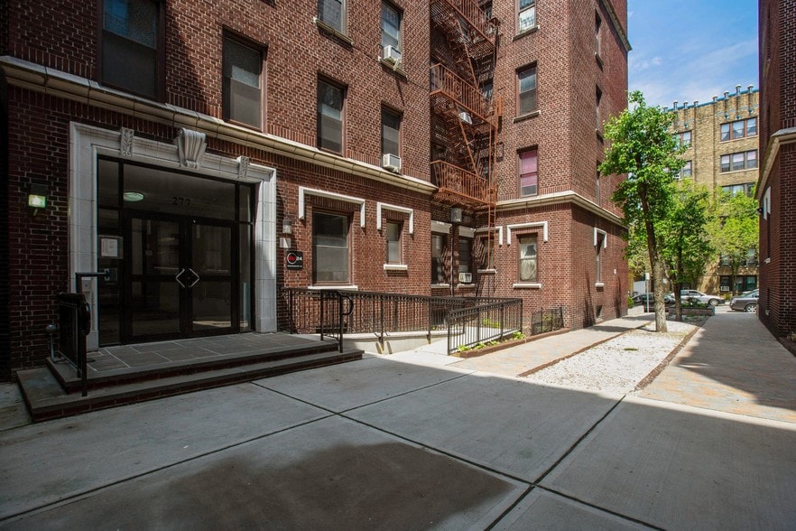 Building Photo - 277 Harrison Ave