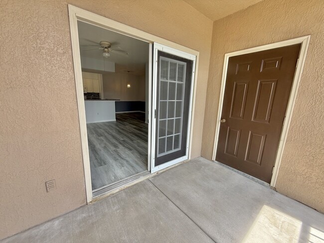 Building Photo - 14226 Fredricksburg Dr