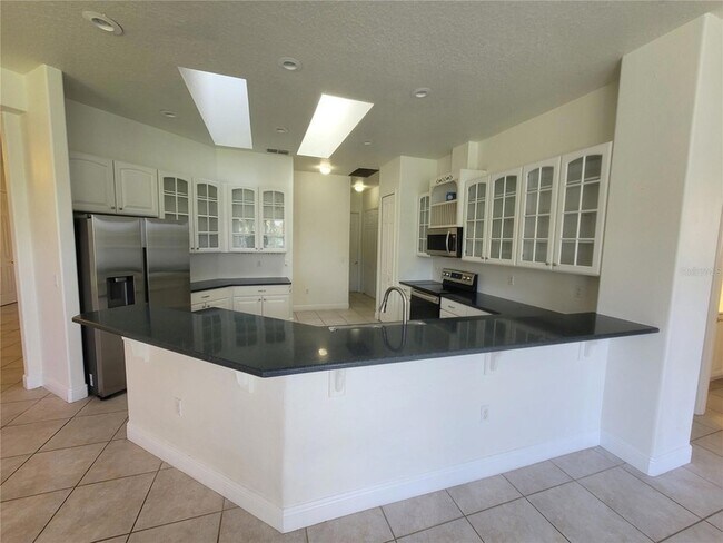 Building Photo - 113 Torino Ln