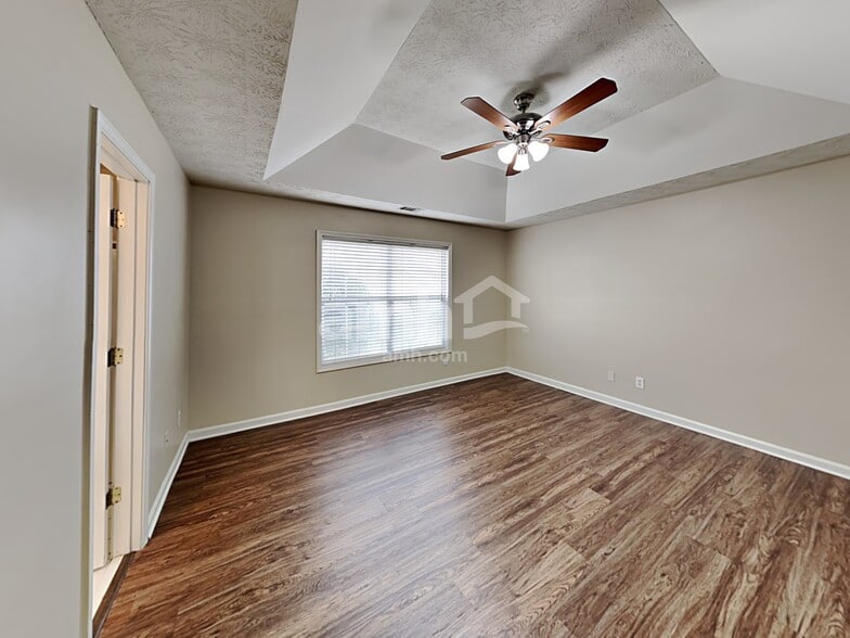 Building Photo - 805 Chatham Park Dr