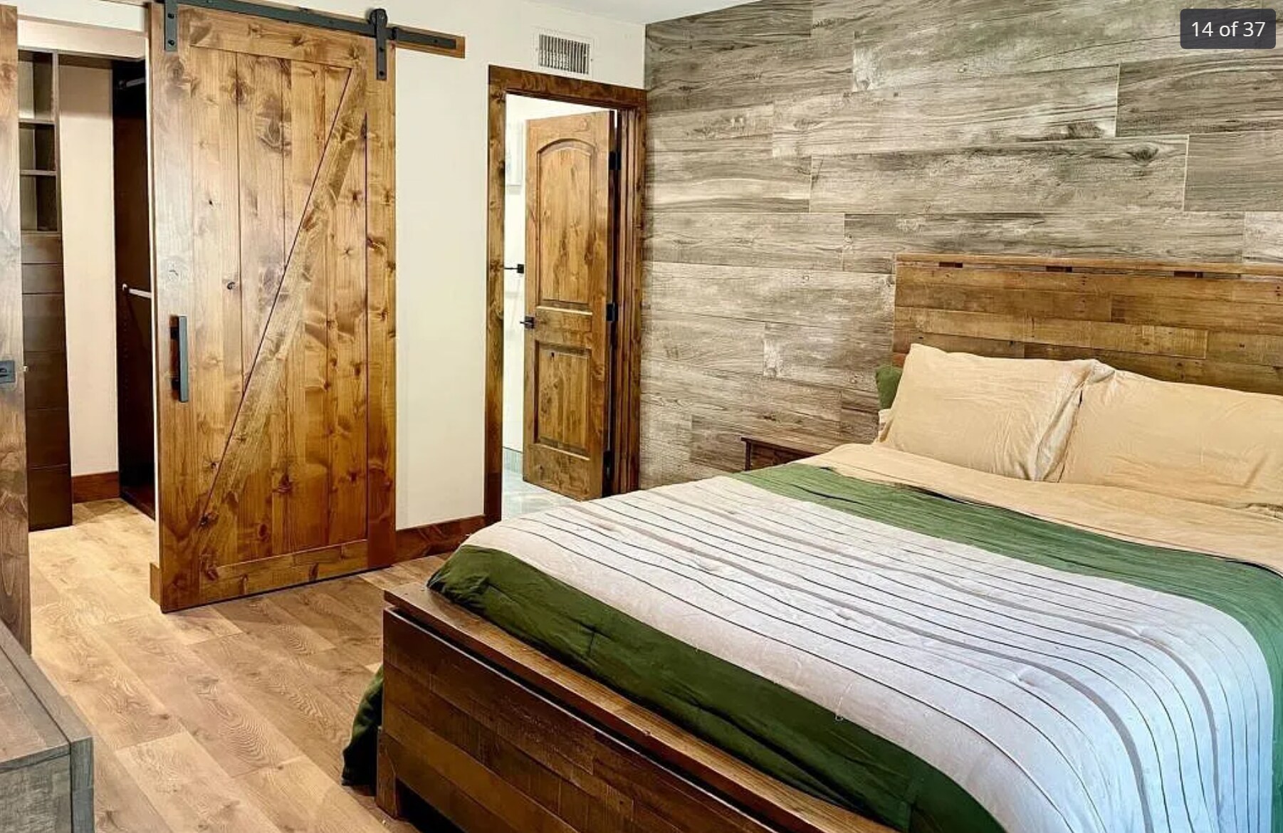 Example of furnished bedroom [does not come furnished] - 14787 Caminito Orense Oeste