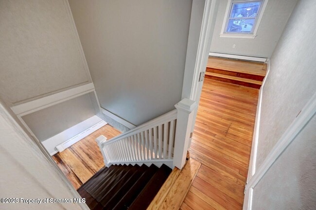 Building Photo - 1326 Winton St