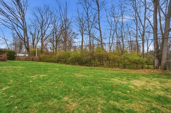 Building Photo - 2481 E Rahn Rd