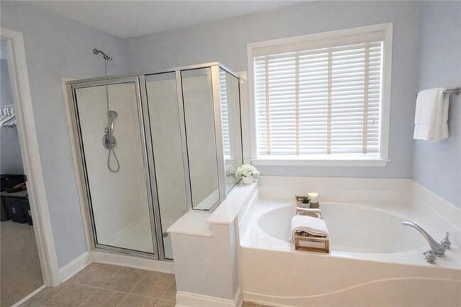 Building Photo - 788 Scenic Park Ct