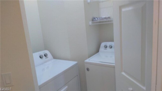 Building Photo - 1057 Winding Pines Circle