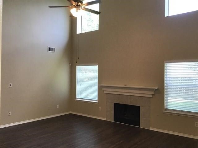 Building Photo - 4706 Buescher Ct