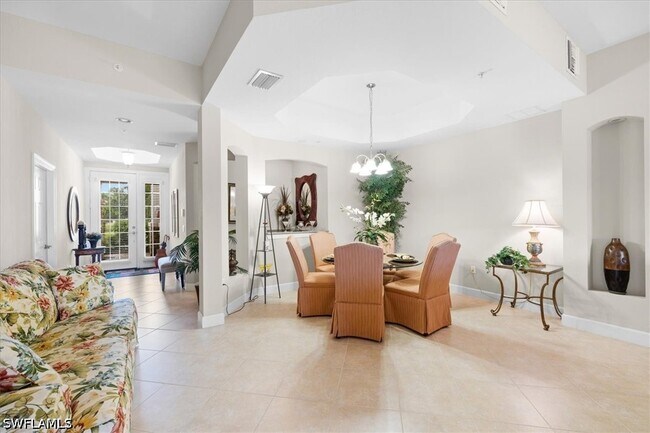 Building Photo - 8051 Players Cove Dr