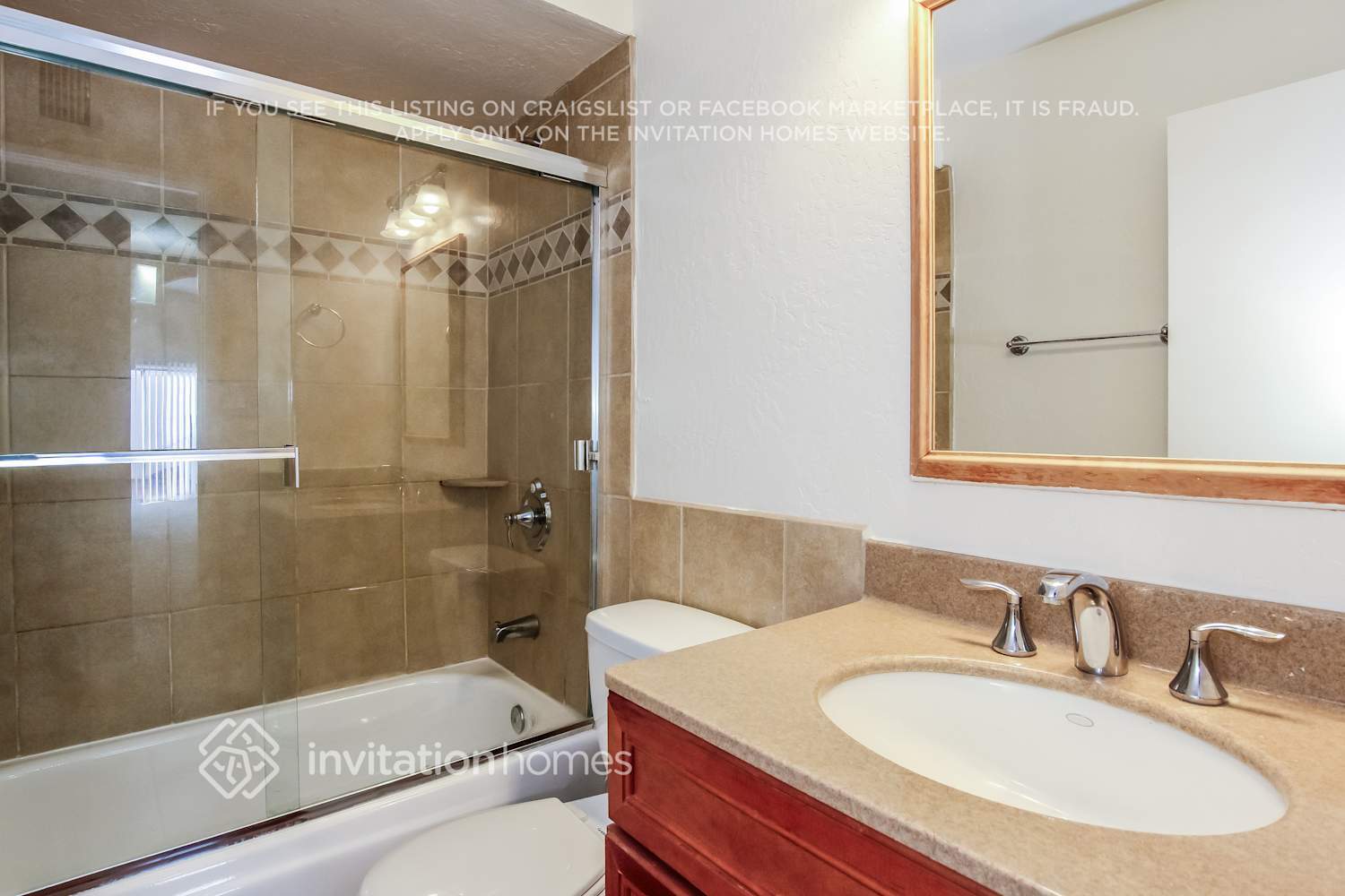 Building Photo - 9617 N 52nd Dr