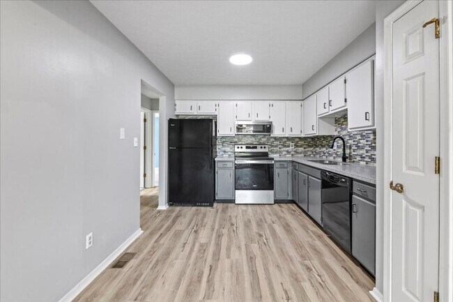 Building Photo - 9239 Doubloon Rd