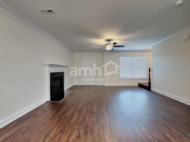 Building Photo - 1812 Mahogany Wood Trail