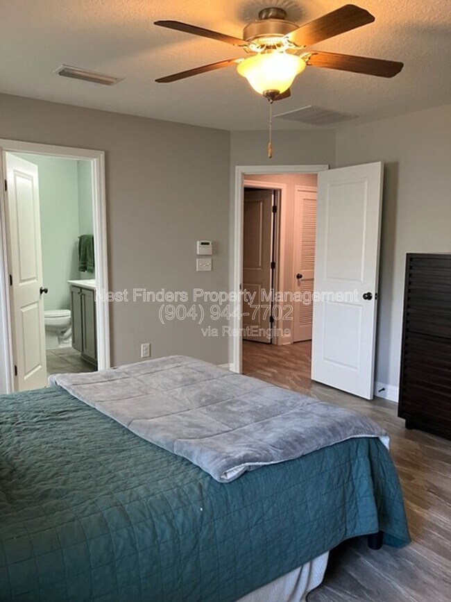 Building Photo - 7482 Sunnydale Ln