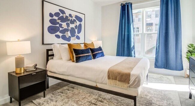 Building Photo - 750 Avondale Creek Dr.