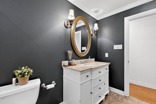 Building Photo - 2806 Sausalito Dr