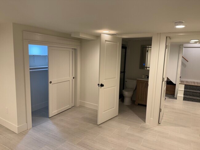 Building Photo - 1612 N Star Ave