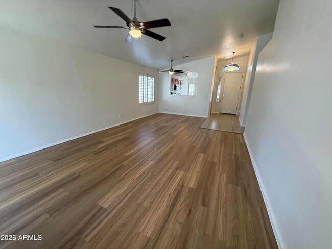 Building Photo - 10534 E Star of the Desert Dr
