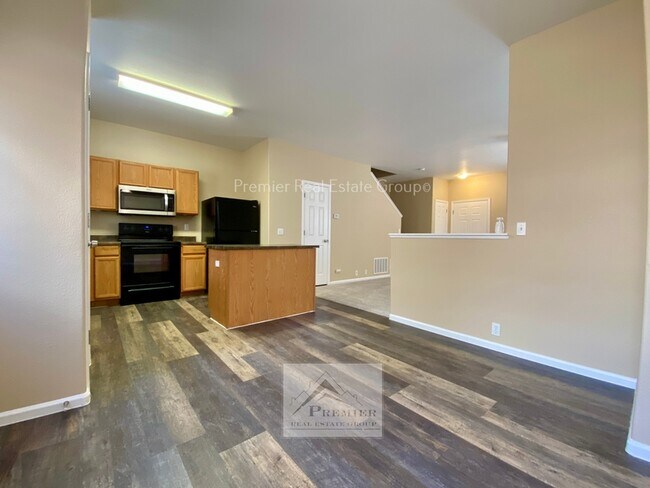 Building Photo - 2748 Scotchbroom Point