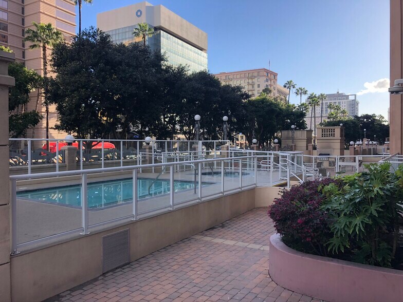 Building Photo - 388 E Ocean Blvd