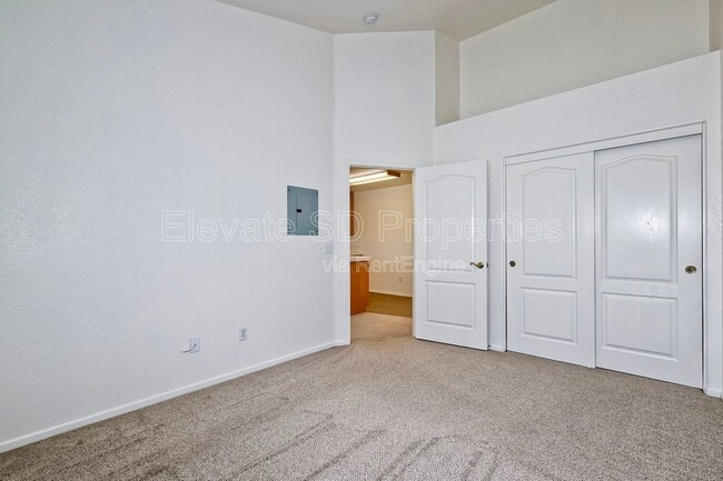 Building Photo - 9430 Winter Gdns Blvd