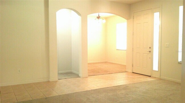 Building Photo - 609 Cedar Waxwing Dr