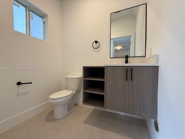 Building Photo - 2788 NW 9th Pl