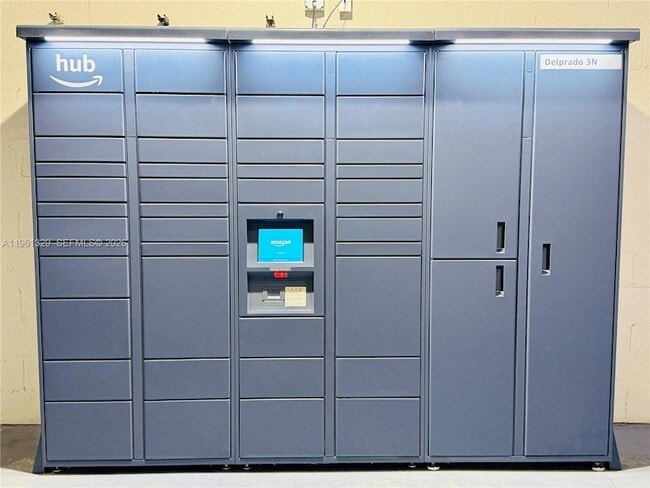 Building Photo - 18041 Biscayne Blvd