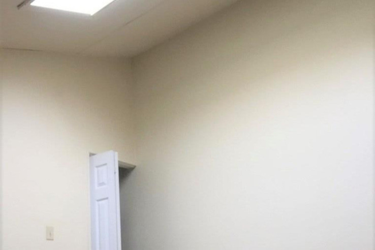 Sun roof in loft - 800 Stratford Dr
