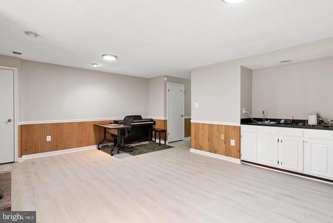 Building Photo - 3939 Tallow Tree Pl