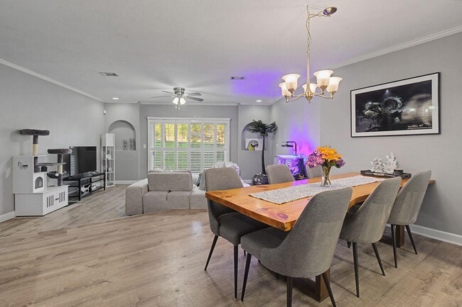 Building Photo - 234 Pelican Pl