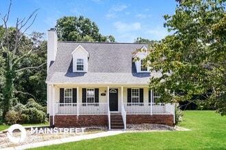 Building Photo - 397 Twin Valley Dr